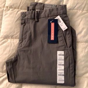 Old Navy NWT men’s chino style pant